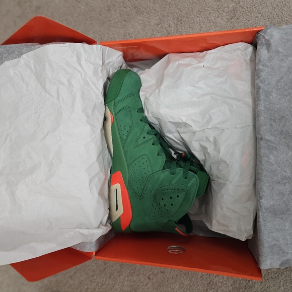 Jordan 11 Gatorade Green - Picture 11 of 15